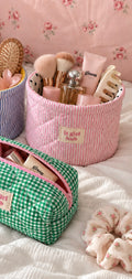 polka pink holder
