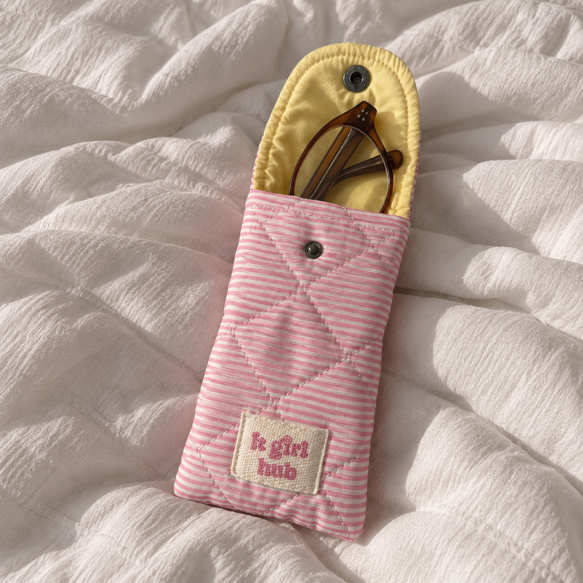Strawberry Sunshine Glasses Pouch